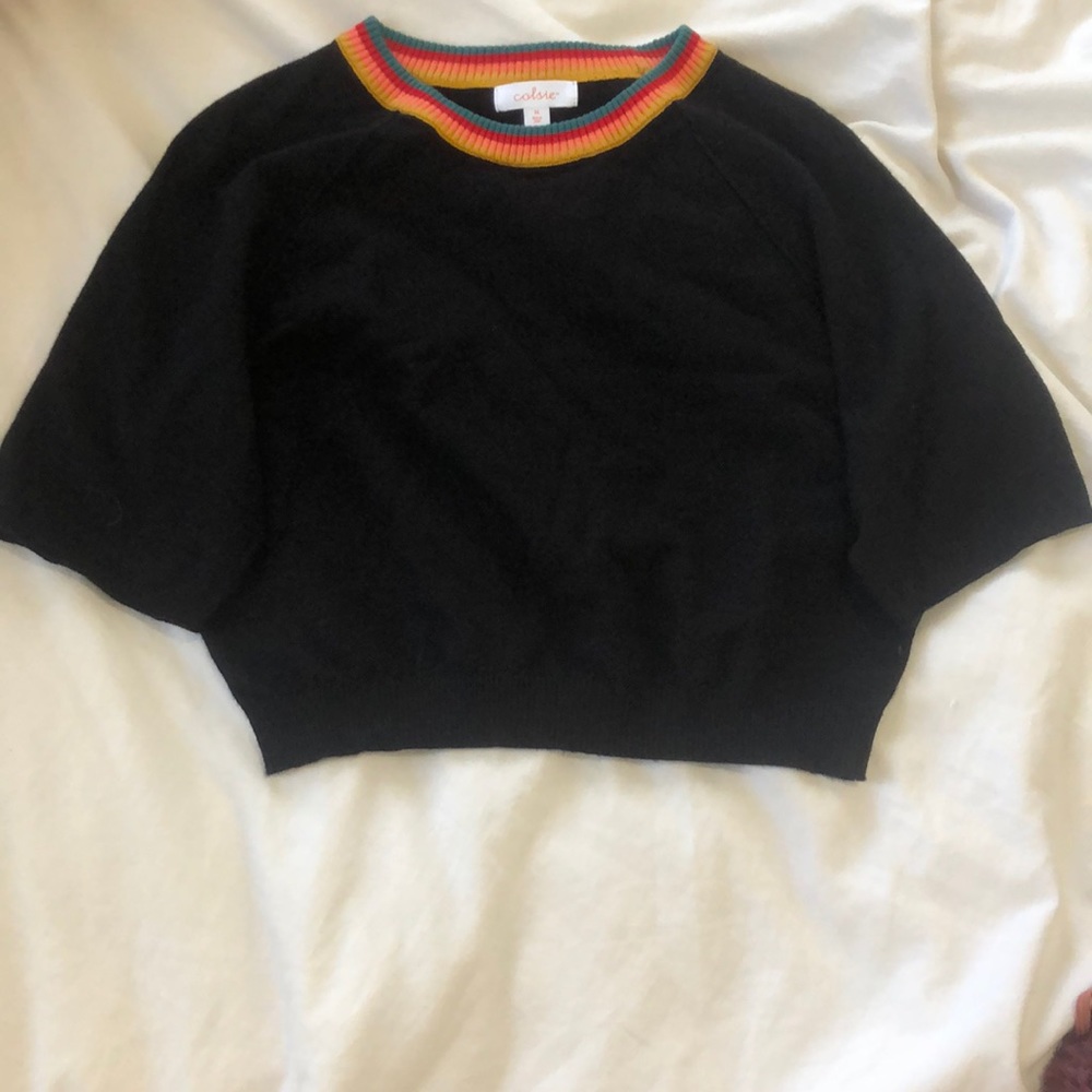 RAINBOW SHORT SLEVE SWEATER